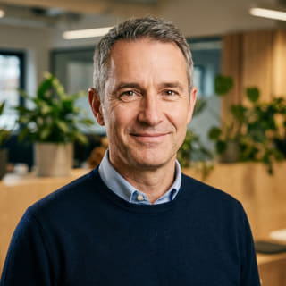 James Mitchell, identificado como Chief Executive Officer da Lobo Valorento, em foto de perfil
